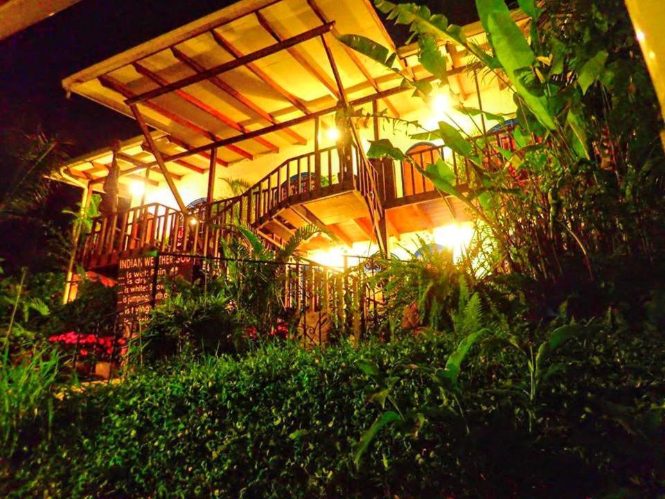 Orosi Lodge 외부 사진